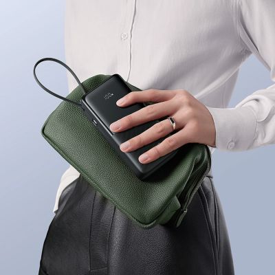 8. Powerbank Baseus Bipow 2 20000mah 20W z cyfrowym wyświetlaczem z wbudowanym kablem USB-C - czarny