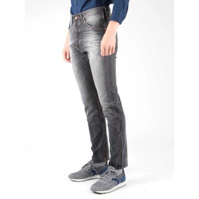 4. Jeansy Wrangler Vedda W12ZNP21Z
