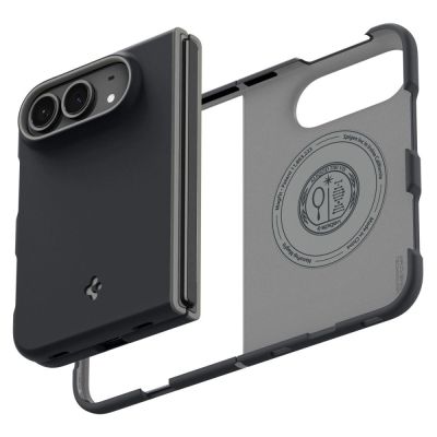 7. Etui Spigen Nano Pop MagSafe na iPhone Duo - czarno-szare