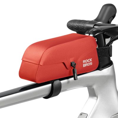 2. Torba rowerowa Rockbros 30120122004 na ramę wodoodporna z magnetycznym zapięciem 0,9L - czerwona