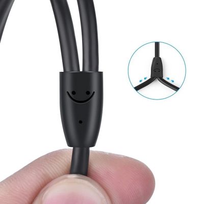 15. Kabel Ugreen AV116 10583 audio mini jack 3,5 mm (męski) / 2RCA (męski) 1.5m - czarny