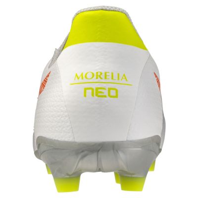 4. Buty Mizuno Morelia Neo V Beta Select FG P1GA269654