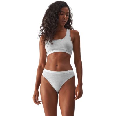 8. Majtki stringi 4F W 4FWMM00UPTSF026 27M