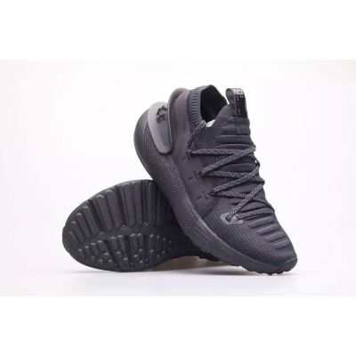 18. Buty Under Armour PHANTOM 3 W 3025517-002