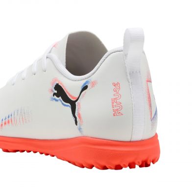 3. Buty piłkarskie dla dzieci Puma Future 8 Play TT 108626 01