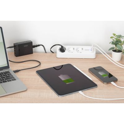5. Digitus 3-drożna biurowa listwa zasilająca z 2 złączami USB-A i 1 złączem USB-C, biała