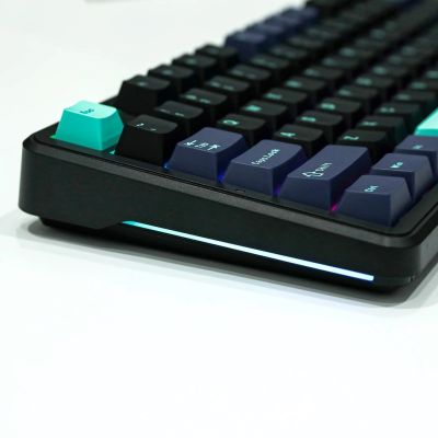 7. Klawiatura gasket F87 Pro Dark Blue + Black + Cyan GrayWoodV4 switch RGB AULA