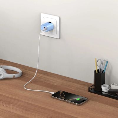 6. Ładowarka sieciowa Tech-Protect NCA30 PD 30W QC3.0 USB-A / USB-C - niebieska