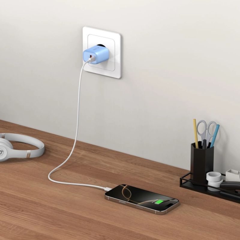 6. Ładowarka sieciowa Tech-Protect NCA30 PD 30W QC3.0 USB-A / USB-C - niebieska