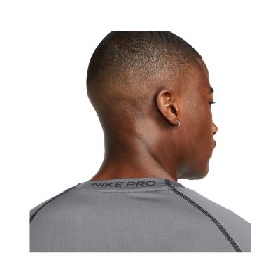 4. Koszulka Nike Pro Dri-FIT Top M DD1992-068