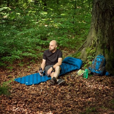 3. Mata turystyczna z pompką Nils Camp NC4006 - 5 cm 15-05-019