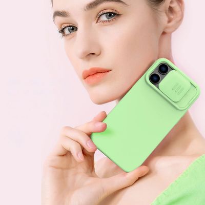12. Nillkin CamShield Silky Silicone Case etui iPhone 14 Pro Max silikonowy pokrowiec z osłoną na aparat niebieskie