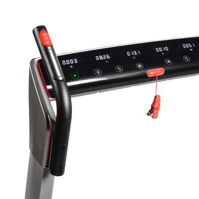 5. FLOW FITNESS BIEŻNIA ELEKTRYCZNA RUNNER DTM400i