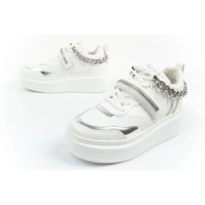 24. Buty Karl Lagerfeld Anakapri W KL6354301S