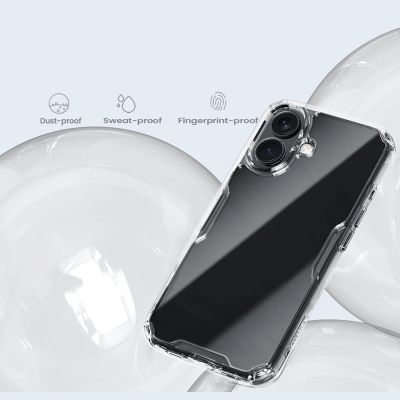 13. Etui Nillkin Nature Pro Case na iPhone 16 - przezroczysto-białe