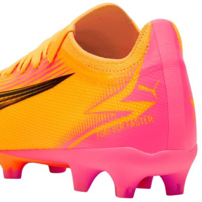 11. Buty piłkarskie Puma Ultra Match FG/AG 107754 03