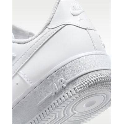 8. Buty damskie NIKE WMNS AIR FORCE 1 '07 SE (HF2016-100)