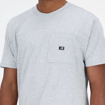9. Koszulka New Balance t-shirt Essentials Reimagined Cott M MT31542AG