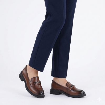 4. Skórzane półbuty damskie lordsy brązowe Vinceza 39991