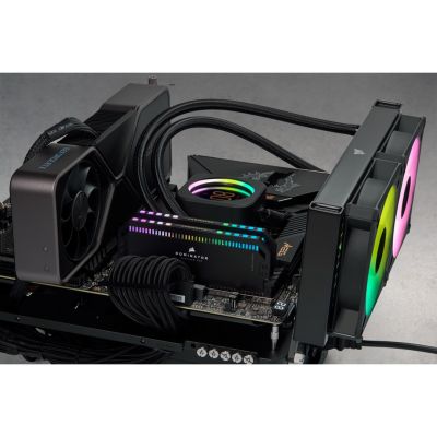 2. Corsair Dominator CMT64GX5M2B6600C32 moduł pamięci 64 GB 2 x 32 GB DDR5 6600 MHz