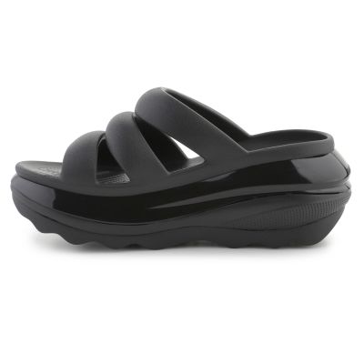 6. Klapki Crocs Mega Crush Triple Strap 209842-001 