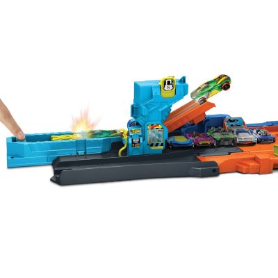 5. Hot Wheels City JHL94 samochodzik