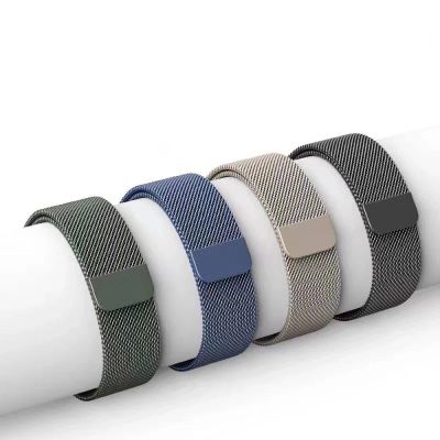 2. Magnetyczna opaska bransoleta Magnetic Strap pasek do Apple Watch 38 / 40 mm - czerwona