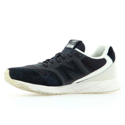 14. Buty New Balance W WRT96MC
