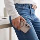 7. Etui Tech-Protect MagZero MagSafe na iPhone 17 - beżowo-brązowe matowe