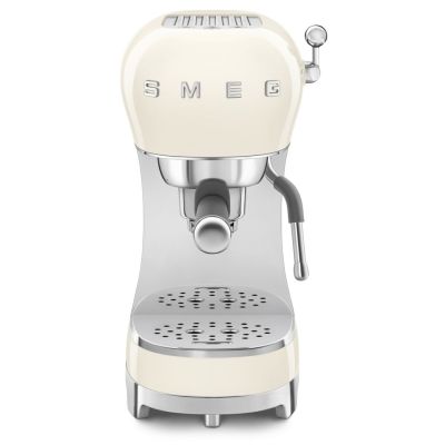 5. SMEG Ekspres do kawy (ECF02CREU) creme