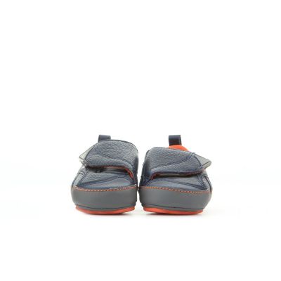 11. REEBOK ULTRA VERSAFLEX CRIB J19473