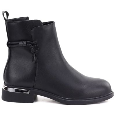6. Skórzane botki damskie czarne D&A S.Barski MK62-7025