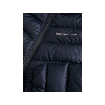 4. Kurtka  Peak Performance W Frost Down Parka czarny