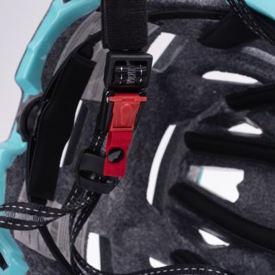 8. Kask ENDURO