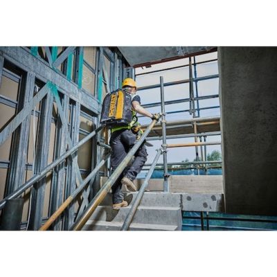 5. DeWALT DWST81690-1 walizka na narzędzia