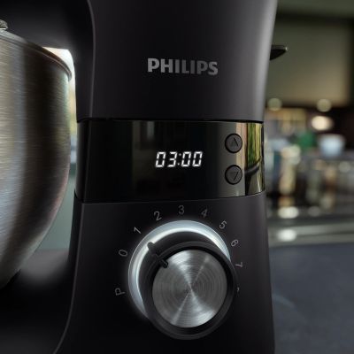 23. Robot kuchenny Philips Series 7000 HR7962