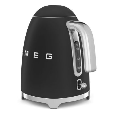 46. Czajnik elektryczny Smeg KLF03BLMEU