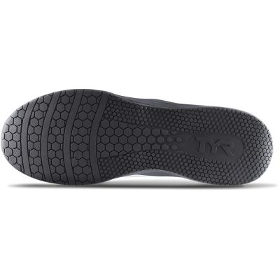 3. Buty treningowe TYR TRAINER