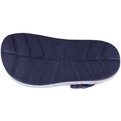 8. Chodaki Coqui Lindo Jr 6423-415-2132