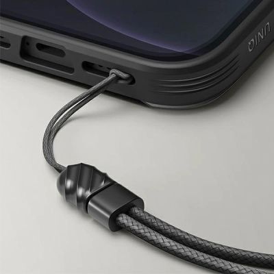 7. Etui UNIQ Transforma MagSafe na iPhone 13 Pro / iPhone 13 - niebieskie