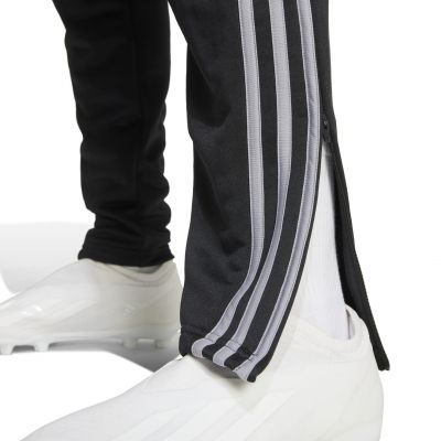4. Spodnie adidas Tiro 24 Winter W IX7887