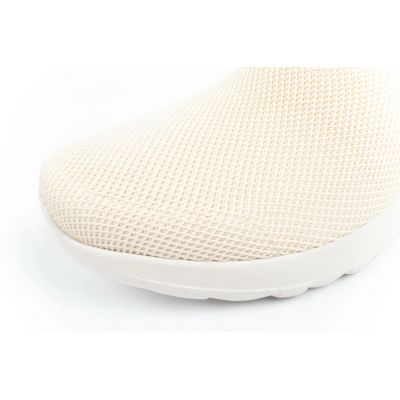 6. Buty Skechers Go Walk Joy-Vela Slip-Ins W 124641/OWHT