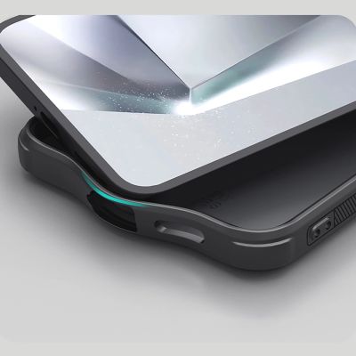 10. Etui Nillkin Super Frosted Shield Pro Magnetic Case na Samsung S25 z MagSafe - czarne