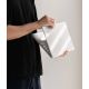 8. Etui Ringke Slim na MacBook Neo 13" - przezroczyste matowe