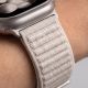 7. Pasek Tech-Protect NylonLoop na Apple Watch 44 / 45 / 46 / 49 mm - beżowy