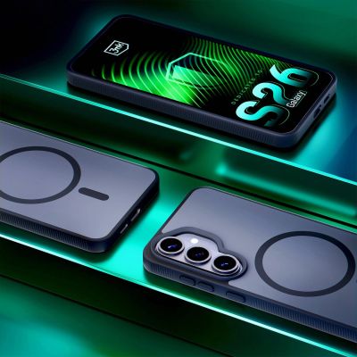 8. Etui 3mk Smoke MagCase na Samsung Galaxy S26 - szare