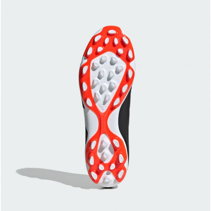 4. Buty adidas Predator League L 2G/3G M IF3210