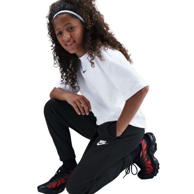 6. Dres dla dzieci Nike Sportswear czarny HQ9315 010