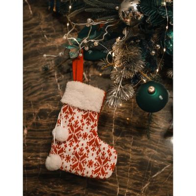 8. ZAWIESZKA SKARPETKA NA PREZENTY BIAŁA 16x19CM