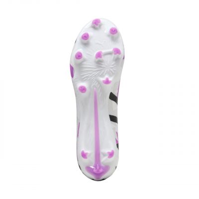 6. Buty piłkarskie Puma Ultra 5 Match Forever FG/AG M 108412 01